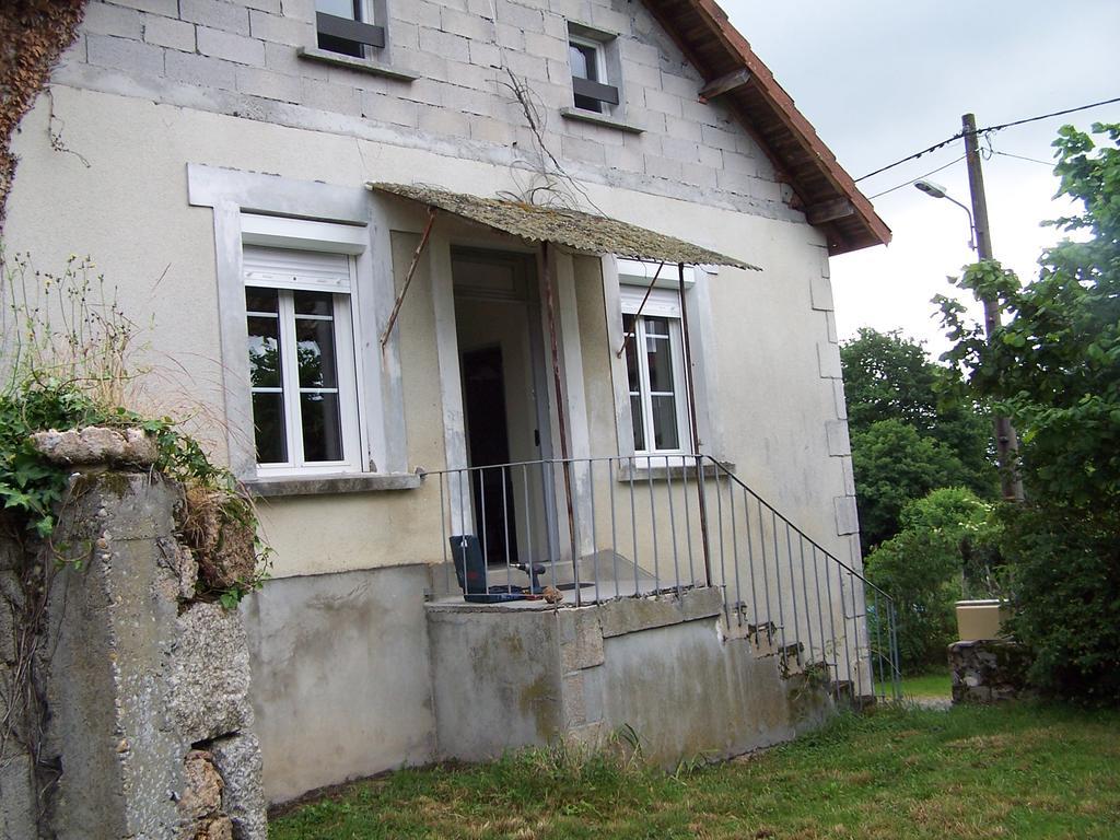 Gite Des Noisetiers Saint-Junien Exterior foto